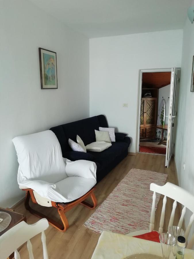 Apartman Zana Vodice Exteriör bild